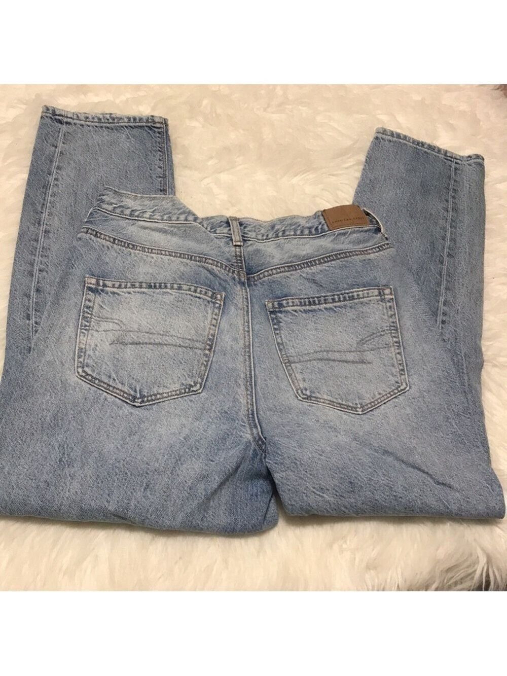 AEO HIGHEST MOM RISE RIPPED JEANS SZ 4S - Picture 7 of 12